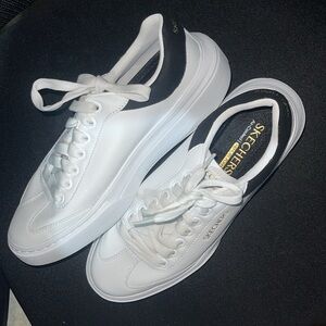 Skechers air cooled Memory foam Sneakers
